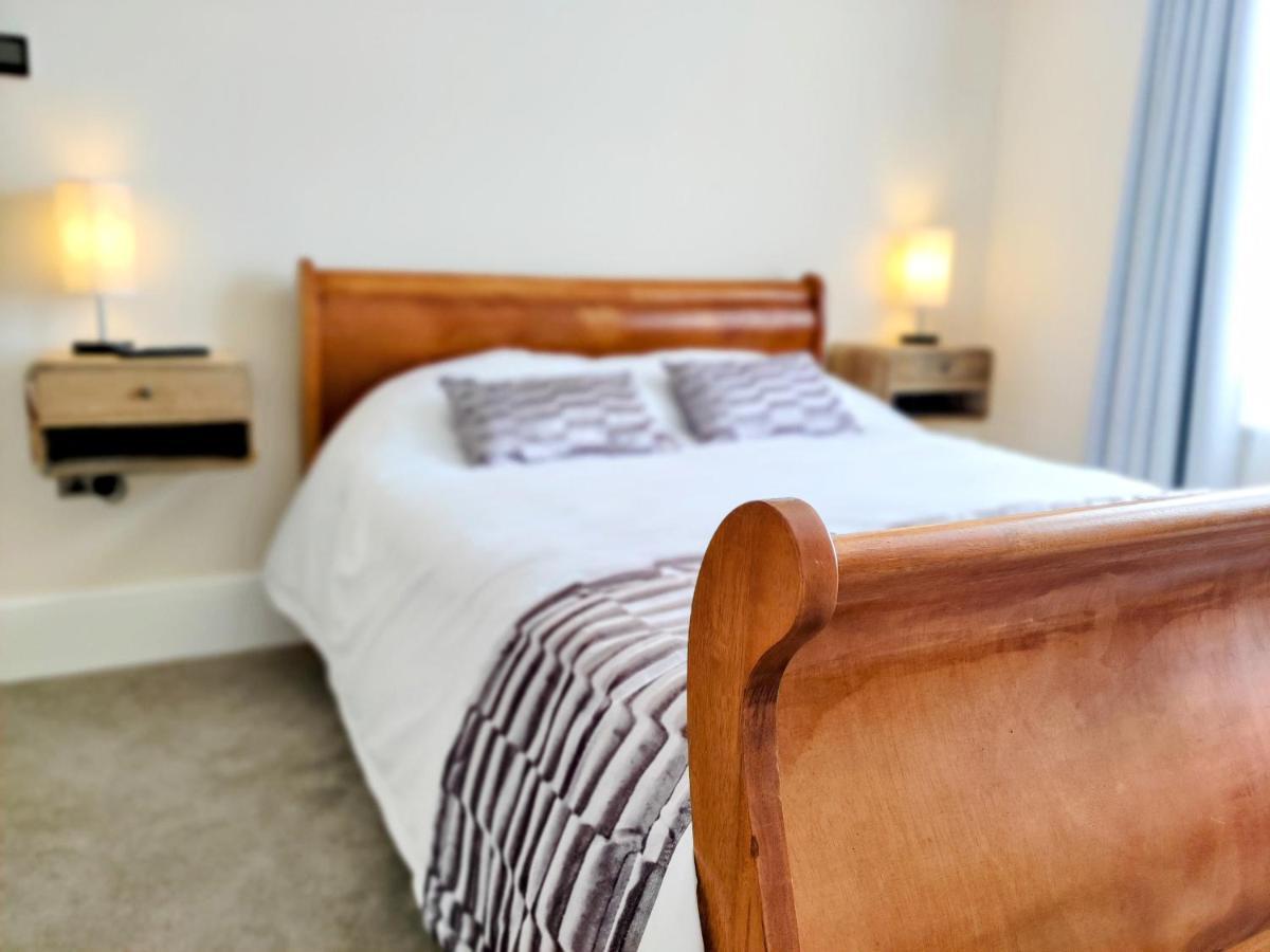 Escape To The Coast In A Luxurious Private Apartment 荷尼湾 外观 照片
